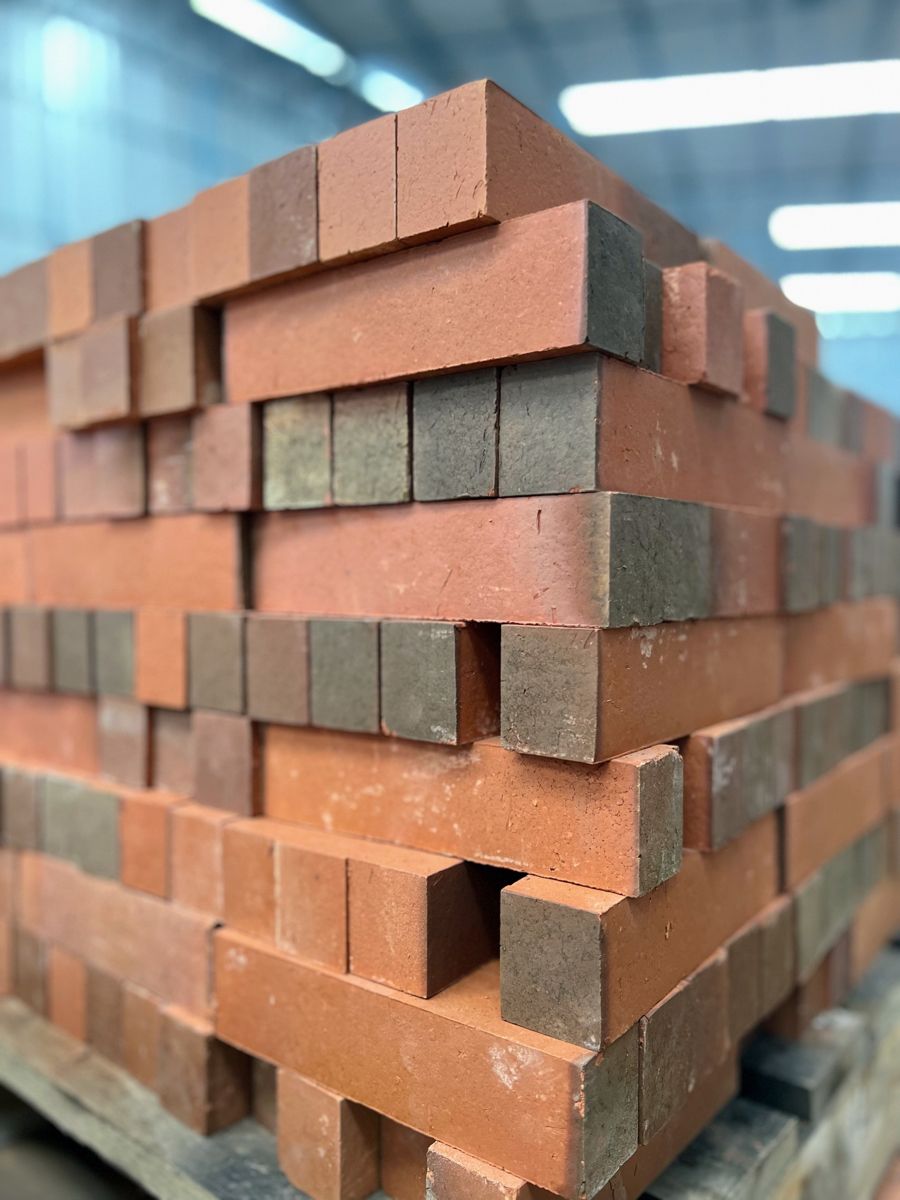 NEVAGS face bricks stacked on pallet